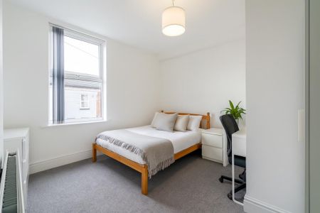 4 bedroom house to rent - Photo 3