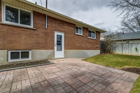 For Lease - 5186 BROMLEY Road, Burlington, Ontario - Photo 4