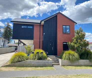 3C/14 Inverness Avenue, Hamilton East — - Photo 2