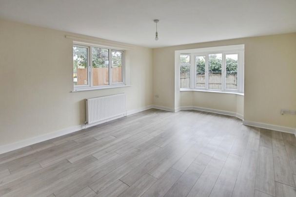 2 bedroom detached house to rent - Photo 1