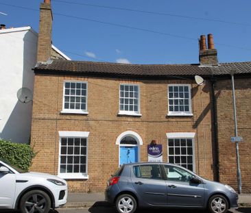 2 bedroom semi-detached house to rent - Photo 6