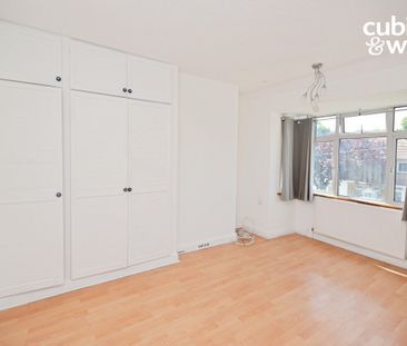3 bedroom semi-detached house to rent - Photo 4