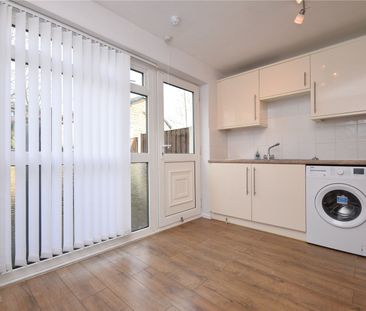 17, Forest Bank, Gildersome, Leeds, LS27 7AD - Photo 6