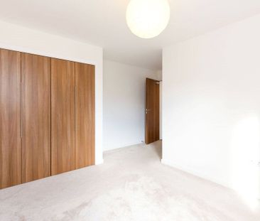 Flat 2, 14 Kimmerghame Place - Photo 1