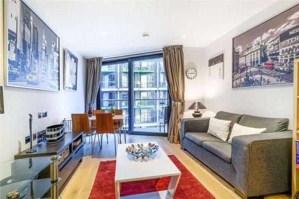 A well-presented one bedroom apartment on the fourth floor of this popular riverside development. - Photo 1