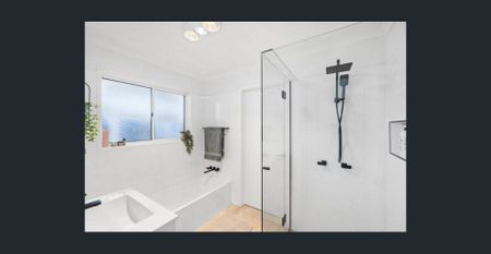 Relaxed Coastal Living in the Heart of Minyama - Photo 3