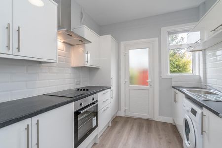 2 bedroom ground floor flat to rent - Photo 5