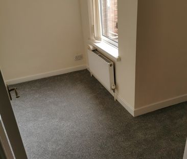 3 Bed Terraced House, Linwood Road, CH42 - Photo 4
