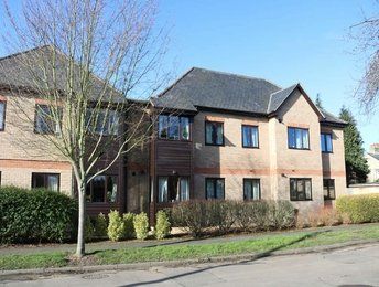 Flat to rent in Petersfield, Cambridge, CB1 1BB - Photo 2