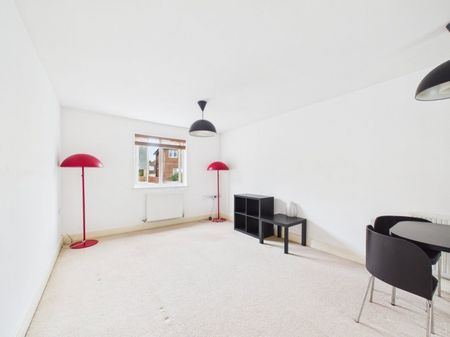 Wapshott Road, Staines-upon-Thames, Surrey,TW18 - Photo 3