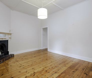 Charming Home in Prospect - Photo 1