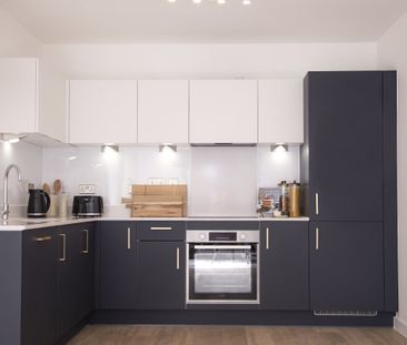 2 bedroom apartment to rent - Photo 4