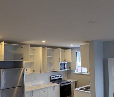 For Lease - 3046 Jaguar Valley Drive Unit# 405, Mississauga, Ontario - Photo 2