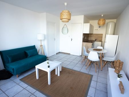 Bourges, appartement meublé deux pièces avec parking - Photo 3