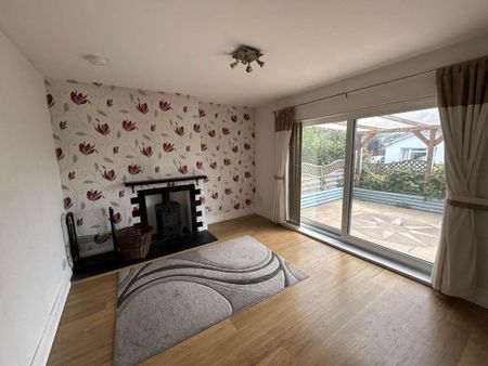 3 bedroom semi-detached house to rent - Photo 4