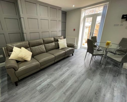 4 bedroom house to rent - Photo 1