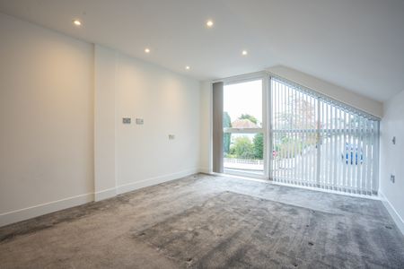 Grasmere Road, Sandbanks, Poole, Dorset, BH13 - Photo 3