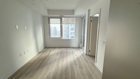 For Lease - 395 Square one Drive Unit# #2005, Mississauga, Ontario - Photo 3