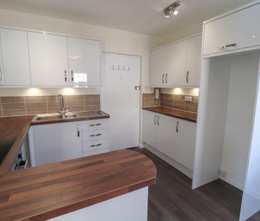 1 bedroom flat to rent - Photo 6