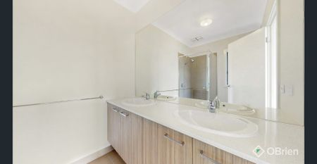 Perfect Location in Clyde - Photo 5