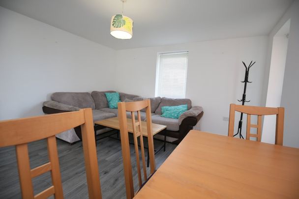 2 Bed Flat, Progress House, CV1 - Photo 1
