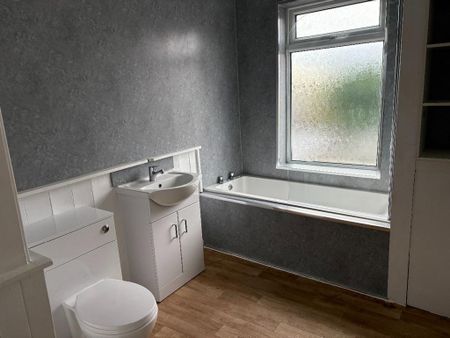 2 bedroom terraced house to rent - Photo 5