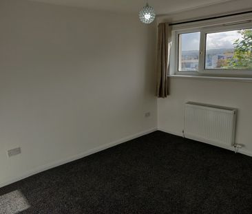 4 Bed Maisonette, Comleypark Street, G31 - Photo 6
