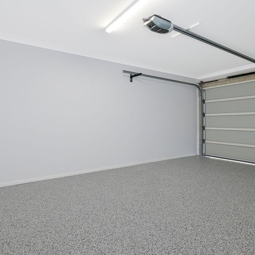 Three Bedroom Townhouse In Tahmoor - Photo 1