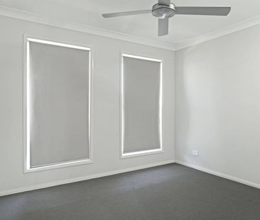 Modern 3-Bedroom, 2-Bath Home with Open-Plan Living & Private Court... - Photo 6