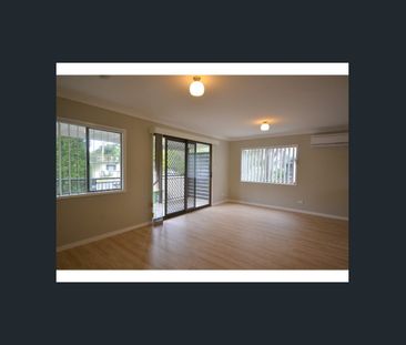 Well Presented 2 Bedroom home - Photo 3