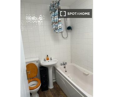 2-bedroom apartment for rent in Bray, Dublin - Photo 6