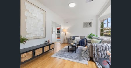 UPDATED 3 BEDROOM BEAUTY - Photo 3