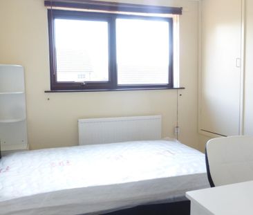 Wenman Court - Photo 2