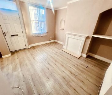 2 Bed Terraced House, East Park Mount, LS9 - Photo 1