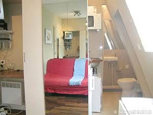 Logement à Paris, Location meublée - Studio T1 - Parc Monceau, Batignolles - Ternes (PA-2648) - Photo 1
