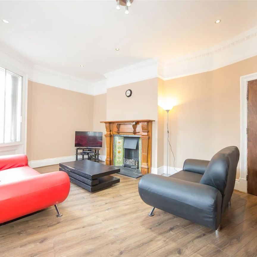 7 bed maisonette to rent in Jesmond Road, Jesmond, NE2 - Photo 1
