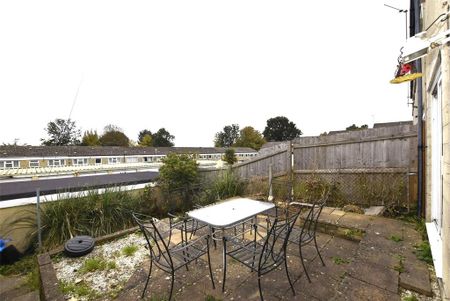 1 bedroom terraced house to rent - Photo 5