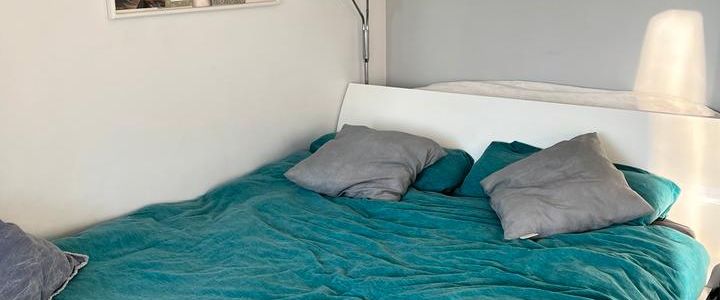 1 Zimmer für eine Max 2 Personen sehr groß in WG - Foto 1