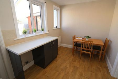 3 bedroom house to rent - Photo 2