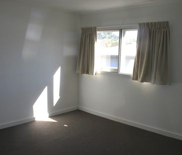 MODERN 2 BED PLUS STUDY!! - Photo 3