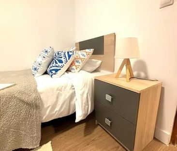 Avenida de Fuenlabrada, Leganés, Community of Madrid 28912 - Photo 6