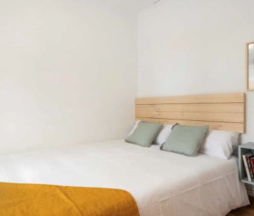 Room in a shared 10-bedroom apartment for rent in Atalaya. - Photo 6