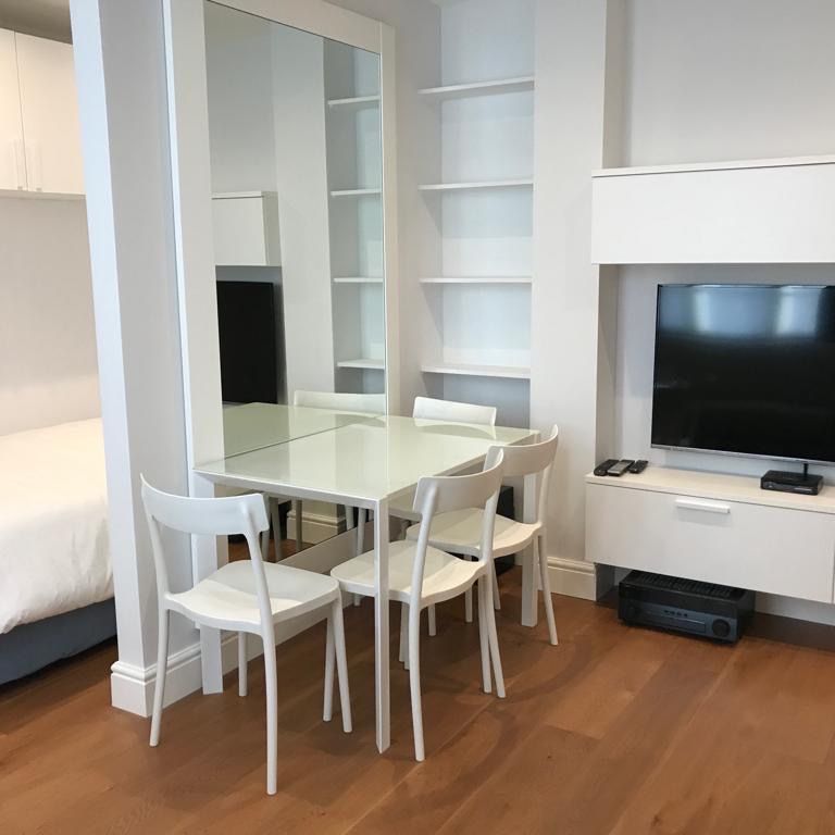 Studio Flat, Dacre House, SW3 - Photo 1