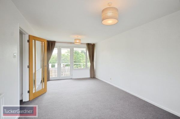 De Freville Road, Great Shelford - Photo 1