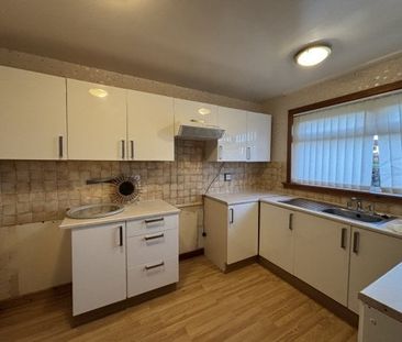 Sorn Green, Glenrothes - Photo 2