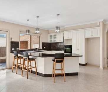 Expansive Family Abode in ever-popular Lovely Banks - Photo 2