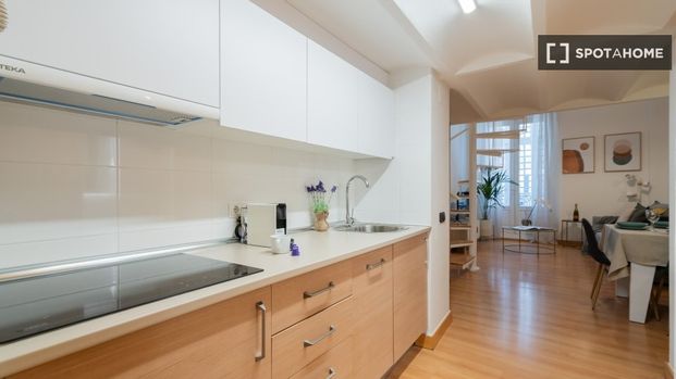 madrid, Community of Madrid 28012 - Photo 1