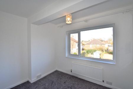 2 bedroom terraced house to rent - Photo 2