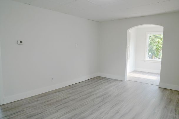For Lease - 386 Gatfield Avenue Unit# 2, Welland, Ontario - Photo 1
