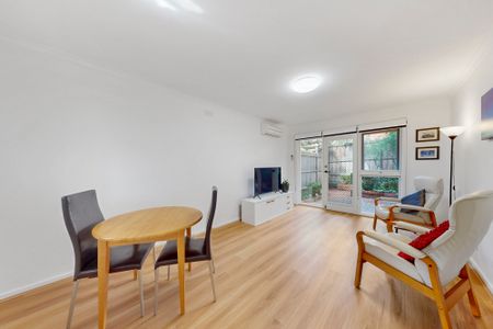 1/183-185 Brougham Street, Kew VIC 3101 - Apartment For Rent | Domain - Photo 2
